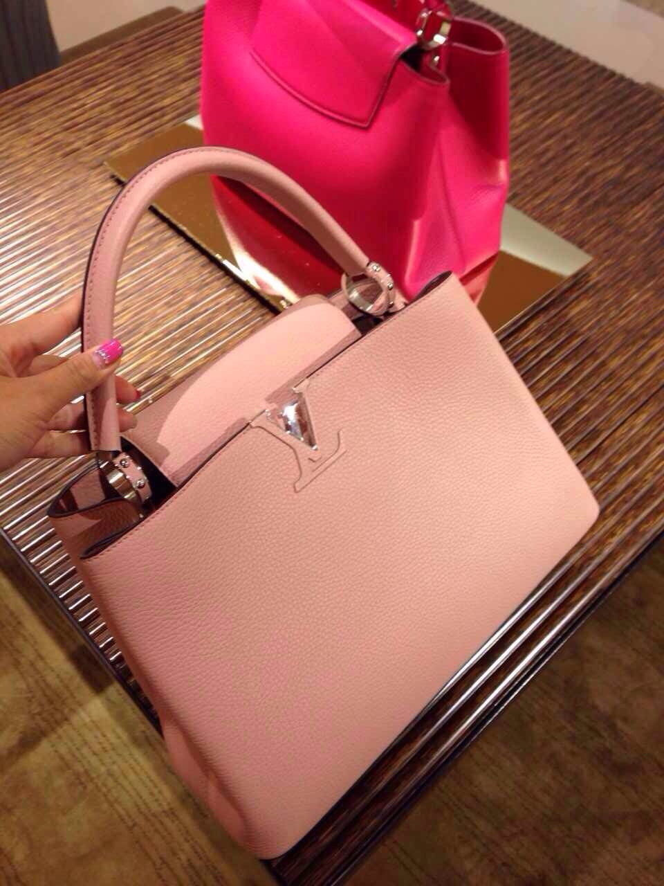 Authentic Louis Vuitton Capucines Bag M94471 Mgnolia